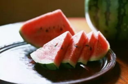 娱乐吃瓜酱飘流瓶,揭秘娱乐圈幕后故事